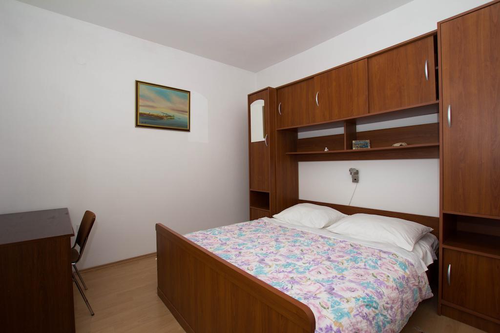 Apartments Marina โตรกีร์ ห้อง รูปภาพ
