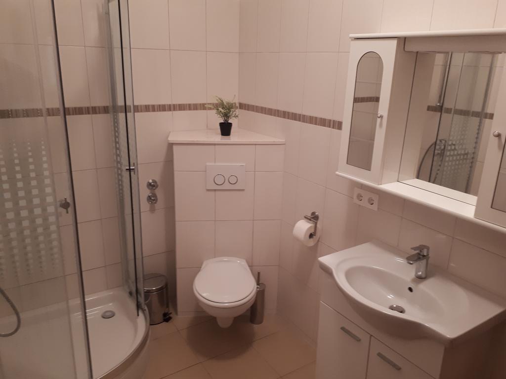 Apartments Marina โตรกีร์ ภายนอก รูปภาพ