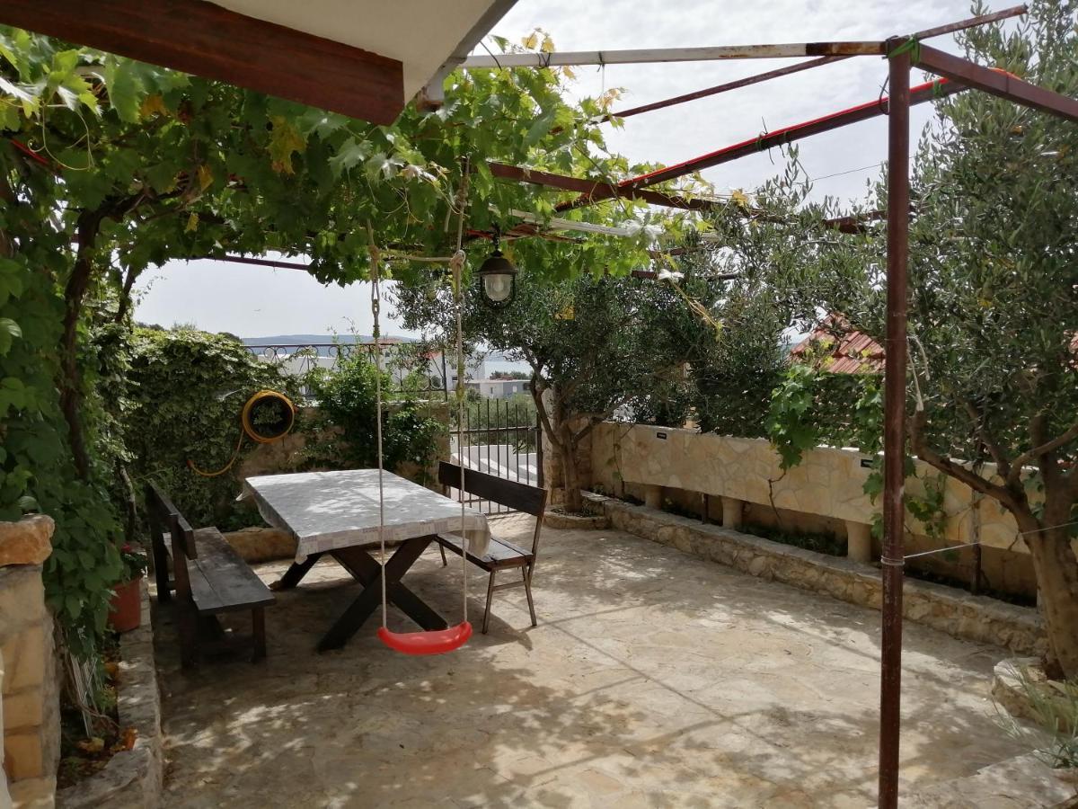 Apartments Marina โตรกีร์ ภายนอก รูปภาพ